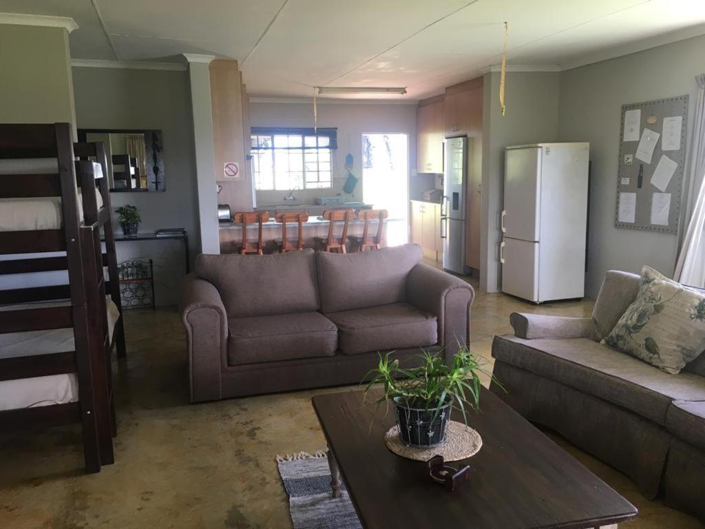 Sanctuary Life Guest Farm Hotel Magaliesburg Buitenkant foto