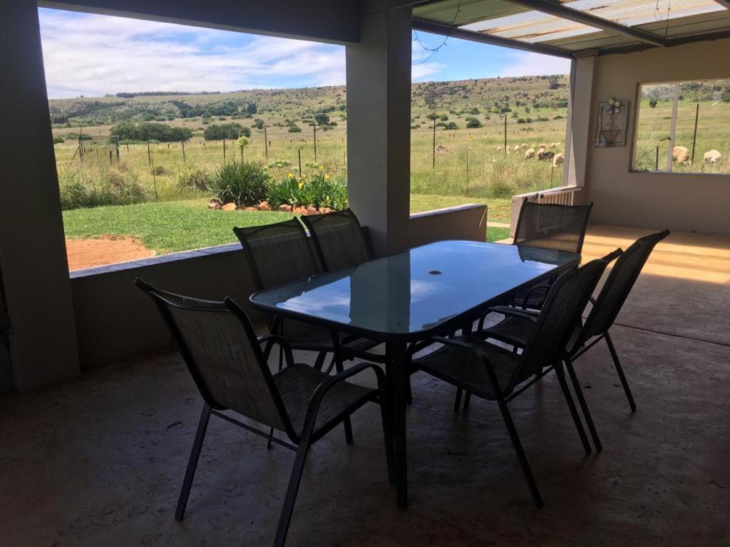 Sanctuary Life Guest Farm Hotel Magaliesburg Buitenkant foto