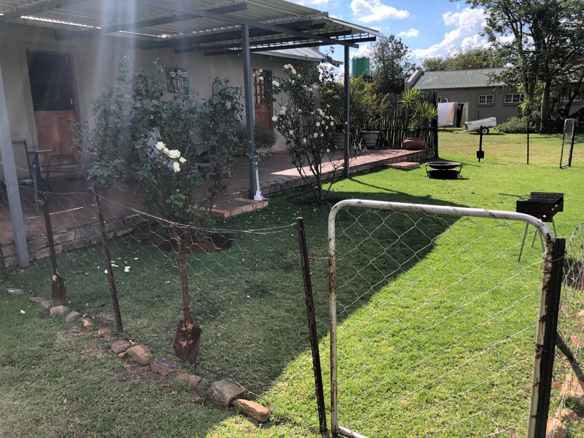 Sanctuary Life Guest Farm Hotel Magaliesburg Buitenkant foto