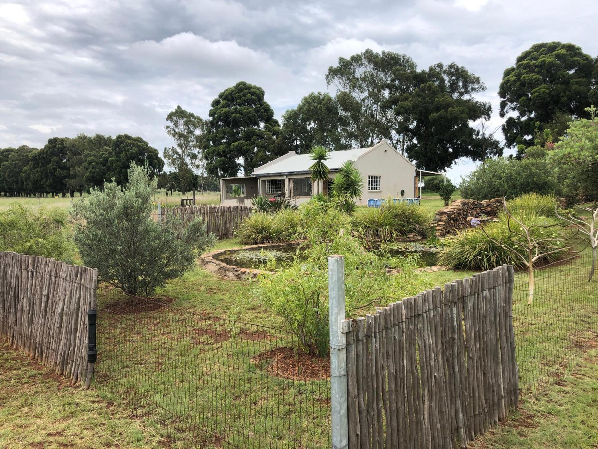 Sanctuary Life Guest Farm Hotel Magaliesburg Buitenkant foto