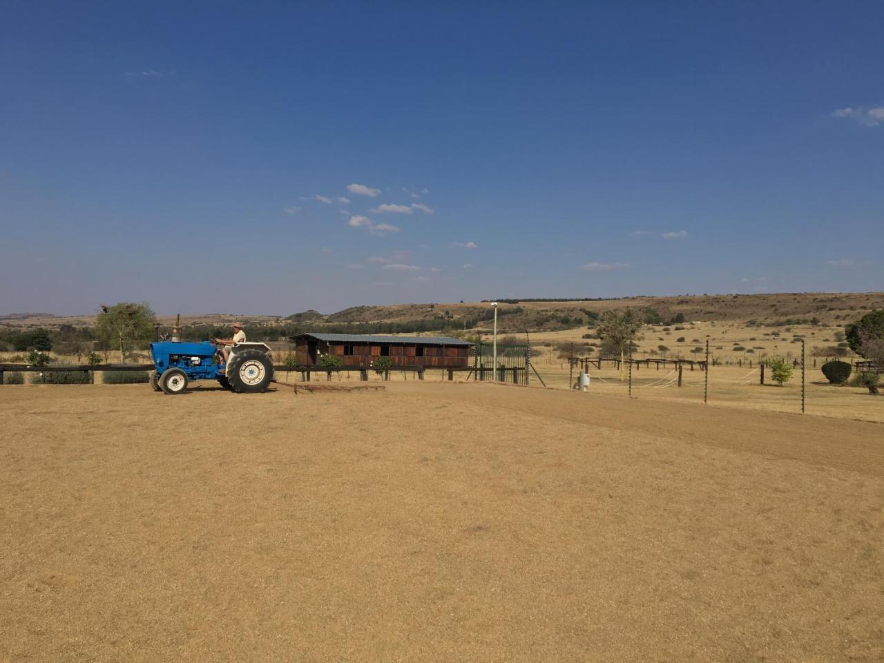 Sanctuary Life Guest Farm Hotel Magaliesburg Buitenkant foto
